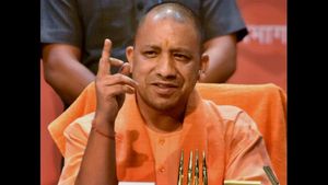 ಕಠಿಣ ನಿರ್ಧಾರ ಘೋಷಿಸಿದ ಉತ್ತರ ಪ್ರದೇಶ ಸಿಎಂ ಯೋಗಿ ಆದಿತ್ಯನಾಥ್ 