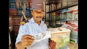 ಲಾಟರಿಯಲ್ಲಿ ಕೋಟಿ ರೂ. ಒಲಿದ ಕಥೆ ಕಟ್ಟಿದ ತೊಕ್ಕೊಟ್ಟು ವಾಚ್‌ಮನ್