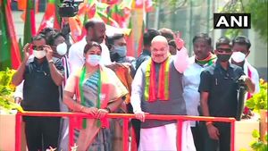 ತಮಿಳುನಾಡು ಚುನಾವಣೆ: ಅಮಿತ್ ಶಾ, ಖುಷ್ಬೂರಿಂದ ಭರ್ಜರಿ ರೋಡ್‌ ಶೋ 