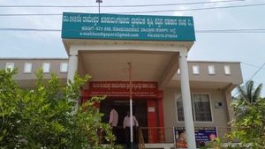 ಕೊಡಗು: ಬ್ಯಾಂಕ್ ಮ್ಯಾನೇಜರ್, ಗೊಬ್ಬರ ವಿತರಕನಿಂದ 7.80 ಲಕ್ಷ ರೂ. ವಂಚನೆ 