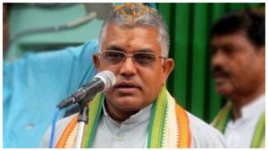 ಪಶ್ಚಿಮ ಬಂಗಾಳ: ಬಿಜೆಪಿ ಮುಖಂಡ ದಿಲೀಪ್ ಘೋಷ್‌ಗೆ 24 ಗಂಟೆ ಚುನಾವಣಾ ಪ್ರಚಾರಕ್ಕೆ ನಿರ್ಬಂಧ 