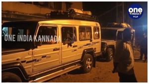 ಲಾಕ್‌ಡೌನ್‌ ಭೀತಿ: ಉತ್ತರ ಕನ್ನಡ ತೊರೆದ ಉತ್ತರ ಕರ್ನಾಟಕದವರು!