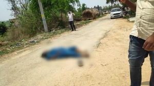 ಕೋಲಾರ; ಮಹಿಳೆ ಸಾವು, ರಸ್ತೆಯಲ್ಲೇ 4 ಗಂಟೆ ಉಳಿದ ಶವ 