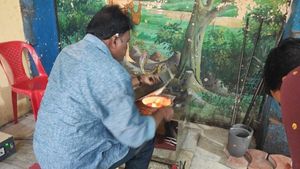 ಮಹದೇಶ್ವರಬೆಟ್ಟದಲ್ಲಿ ಬೆಳ್ಳಿ ರಥ ನಿರ್ಮಾಣ ಕಾರ್ಯ ಆರಂಭ 