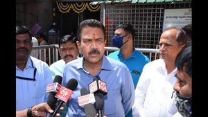 ಸಿಎಂ ವಿರುದ್ಧ ಈಶ್ವರಪ್ಪ ದೂರಿಗೆ ಸಚಿವ ಸಿಸಿ ಪಾಟೀಲ್ ಆಕ್ರೋಶ