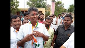  ಫಲಿತಾಂಶಕ್ಕೂ ಮುನ್ನವೇ ಮಂದಹಾಸ ಬೀರಿದ ಸತೀಶ್ ಜಾರಕಿಹೊಳಿ!