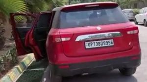 ಬೆಡ್ ಸಿಗದೆ, ಆಸ್ಪತ್ರೆ ಮುಂಭಾಗ ಕೊರೊನಾ ಸೋಂಕಿತೆ ಕಾರಿನಲ್ಲೇ ಸಾವು 