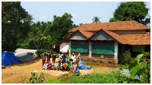ಲಾಕ್ ಡೌನ್; ಕಾರ್ಮಿಕರಿಗೆ ಮನೆಯಲ್ಲಿ ಆಶ್ರಯ ಕೊಟ್ಟ ಬೆಳ್ತಂಗಡಿ ಕೃಷಿಕ! 