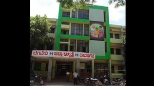 ವೈದ್ಯರು ಹಾಗೂ ಸಿಬ್ಬಂದಿಗಳ ನೇಮಕ: ಸಂದರ್ಶನಕ್ಕೆ ಆಹ್ವಾನ 