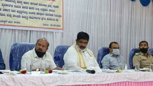 ಹಾಸನ ಜಿಲ್ಲೆಯಲ್ಲಿ ಕಟ್ಟುನಿಟ್ಟಿನ ಲಾಕ್‌ಡೌನ್