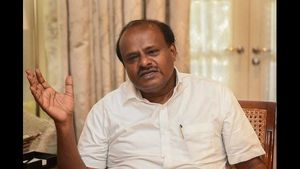 ಬೆಡ್ ಬ್ಲಾಕಿಂಗ್: ಸರಕಾರದ ವಿರುದ್ದ ಕುಮಾರಸ್ವಾಮಿ ಸ್ಪೋಟಕ ಹೇಳಿಕೆ