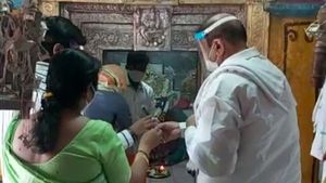 ಕೊರೊನಾ ತೊಲಗಿಸಲು ದೇವರ ಮೊರೆ ಹೋದ ಜಗಳೂರು ಶಾಸಕ