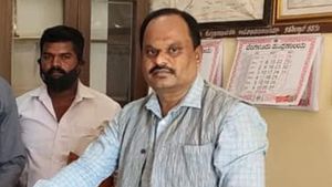 ಆಸ್ಪತ್ರೆ ಆಕ್ಸಿಜನ್  ದುರಂತ; ಚಾಮರಾಜನಗರ ಡಿಸಿ ಎತ್ತಂಗಡಿ 