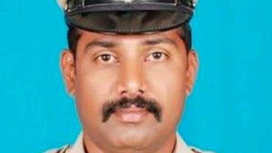 ದಲಿತ ಯುವಕನಿಗೆ ಮೂತ್ರ ಕುಡಿಸಿದ ಪಿಎಸ್‌ಐ ವಿರುದ್ಧ ಎಫ್‌ಐಆರ್ 