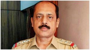 ಅಂಬಾನಿ ಮನೆ ಬಾಂಬ್ ಬೆದರಿಕೆ: ಸಚಿನ್ ವಾಜೆ ಸೇವೆಯಿಂದ ವಜಾ 