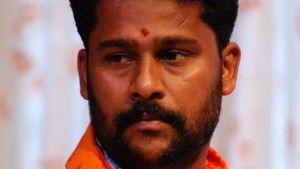 ಹಿಂದೂ ಶವಗಳ ಅಂತ್ಯಸಂಸ್ಕಾರ ಮುಸ್ಲಿಮರು ಮಾಡುವ ಅಗತ್ಯವಿಲ್ಲ 
