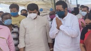 ಮುಗಿದಿಲ್ಲ ಬಿಜೆಪಿ ಬಿಕ್ಕಟ್ಟು; ಸಿಪಿ ಯೋಗೀಶ್ವರ್, ಯತ್ನಾಳ್ ಭೇಟಿ! 