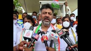 ಹೆಣದಲ್ಲೂ ಹಣ ಲೂಟಿ ಹೊಡೆಯುವ ಸರ್ಕಾರವಿದು: ಡಿಕೆಶಿ ವಾಗ್ದಾಳಿ