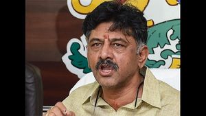 ಜನರ ಹಣವನ್ನು ಮೋದಿ ಸರ್ಕಾರ ಪಿಕ್‌ಪಾಕೆಟ್ ಮಾಡುತ್ತಿದೆ