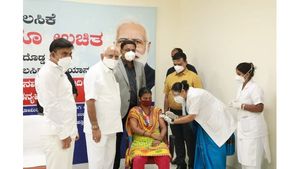 ಕೋವಿಡ್ ಲಸಿಕೆ ಮೇಳ: ಆರೋಗ್ಯ ಸಚಿವರ ಜಿಲ್ಲೆ ಪ್ರಥಮ
