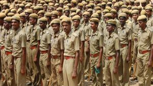 ತಮಿಳುನಾಡು ಸರ್ಕಾರದಿಂದ ಪೊಲೀಸರಿಗೆ 5,000 ರೂಪಾಯಿ ಪ್ರೋತ್ಸಾಹ ಧನ