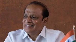 ಬಿಜೆಪಿ ಕಾರ್ಯಕರ್ತರನ್ನು ಸ್ವಪಕ್ಷದವರೇ ಕೊಲೆ ಮಾಡುತ್ತಿದ್ದಾರೆ: ವಿನಯಕುಮಾರ ಸೊರಕೆ 
