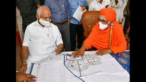 ಮುಖ್ಯಮಂತ್ರಿ ಯಡಿಯೂರಪ್ಪ ದಿಢೀರ್ ಶಿಕಾರಿಪುರಕ್ಕೆ ಹೋಗಿದ್ಯಾಕೆ? ಇಲ್ಲಿದೆ ಮಾಹಿತಿ!