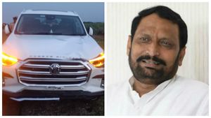 ಸವದಿ ಪುತ್ರನ ಕಾರು ಅಪಘಾತ, ಸ್ಥಳೀಯರು ಒನ್ಇಂಡಿಯಾಕ್ಕೆ ಕೊಟ್ಟ ವರದಿ 