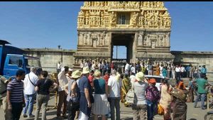  ಭಕ್ತರ ದರ್ಶನಕ್ಕೆ ತೆರೆದ ಬೇಲೂರು ಚೆನ್ನಕೇಶವ ದೇವಾಲಯ 