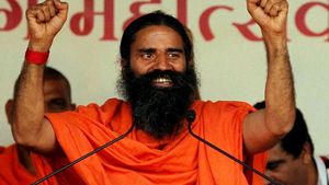  'ಯೋಗ ಗುರು ವೇಷ ಧರಿಸಿದ ಉದ್ಯಮಿ': ರಾಮ್‌ ದೇವ್‌ ಅರ್ಜಿ ವಿರುದ್ದ ಡಿಎಂಎ