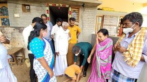 ಅನಾಥಳಾದ ಬಾಲಕಿಗೆ ನೆರವಾದ ಹೊನ್ನಾಳಿ ಶಾಸಕ ರೇಣುಕಾಚಾರ್ಯ 