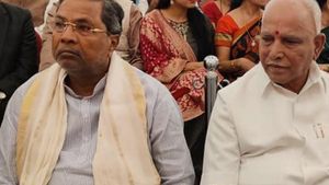 ಚಾಮರಾಜನಗರಕ್ಕೆ ಏಕೆ ಭೇಟಿ ಇಲ್ಲ?; ಸಿಎಂಗೆ ಸಿದ್ದರಾಮಯ್ಯ ಪ್ರಶ್ನೆ 