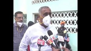 ''ಅನುಭವ ಪರಿಗಣಿಸಿ, ನನಗೆ ಸಚಿವ ಸ್ಥಾನ ಕೊಟ್ರೆ ಸಂತೋಷ'' 
