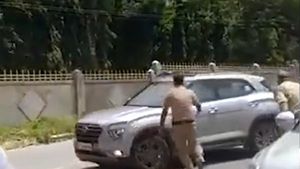 ವಿಡಿಯೋ; ಹಾಸನ ಪೊಲೀಸರು ಅಪಹರಣ ತಡೆದಿದ್ದು ಹೇಗೆ? 