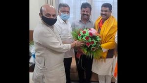  ವಿಶೇಷ ವರದಿ: ಸಂಪುಟ ವಿಸ್ತರಣೆ ಬಳಿಕ ರೇಣುಕಾಚಾರ್ಯ ಹೊನ್ನಾಳಿಗೆ ಬಂದಿಲ್ಲ; ಯಾಕೆ? 