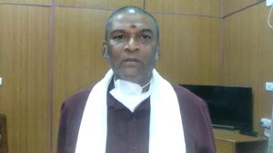  ಸಚಿವರಿಗೆ ಖಾತೆ ಹಂಚಿಕೆ: ಅಪಸ್ವರ ಎತ್ತಿದ ಆನಂದ್ ಸಿಂಗ್