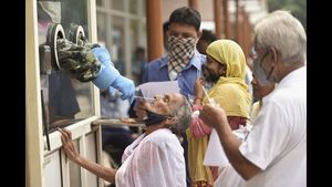 ಲಸಿಕೆ ಹಾಕಿಸಿಕೊಂಡ 40,000 ಜನರಿಗೆ ಕೊರೊನಾವೈರಸ್ ಸೋಂಕು! 
