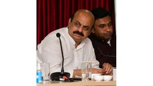  ಅಂಗಾಂಗ ದಾನಕ್ಕೆ ಸಹಿ ಹಾಕುತ್ತಿದ್ದೇನೆ, ನೀವೂ ಹಾಕಿ: ಸಿಎಂ ಬೊಮ್ಮಾಯಿ ಮನವಿ