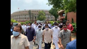 ರೈತರನ್ನು ಉಳಿಸಿ, ದೇಶವನ್ನು ರಕ್ಷಿಸಿ; ಕೃಷಿ ಕಾಯ್ದೆಗಳ ವಿರುದ್ಧ ಕಹಳೆ 