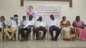 ಸಿಗದ ಸಚಿವ ಸ್ಥಾನ; ಹಿರಿಯೂರು ಬಂದ್ ಎಚ್ಚರಿಕೆ 