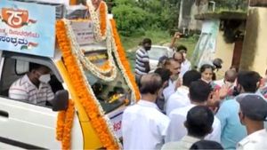  ಪುತ್ತೂರು: ಸ್ವಾತಂತ್ರ್ಯ ರಥದಲ್ಲಿ ಸಾವರ್ಕರ್ ಫೋಟೋ; ಎಸ್‌ಡಿಪಿಐ ವಿರೋಧ