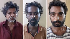 ಇನ್ಸ್‌ಪೆಕ್ಟರ್ ಮಗನ ಸೈಕಲ್ ಕದ್ದು ಸಿಕ್ಕಿಬಿದ್ದ ಕಳ್ಳರು; ಕಳ್ಳರ ಹಿಸ್ಟರಿ ಕೇಳಿ ಬೆಚ್ಚಿಬಿದ್ದ ಪೊಲೀಸರು!