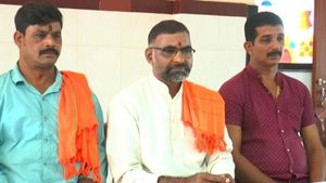 ಹಿಂದೂ ಮಹಾಸಭಾ ಮುಖಂಡನ ಮೇಲೆ 8 ಸೆಕ್ಷನ್‌ಗಳ ಮೇಲೆ ಪ್ರಕರಣ 