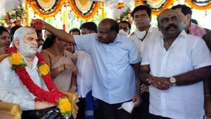 ಶಿವಮೊಗ್ಗ ಜೆಡಿಎಸ್‌ನಲ್ಲಿ ಸಂಚಲನ ಮೂಡಿಸಿದ ಕುಮಾರಣ್ಣ! 