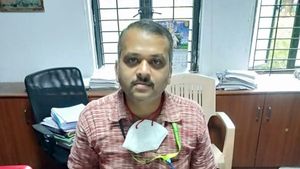 Breaking; ಶಿವಮೊಗ್ಗ ಡಿಸಿ ಕಚೇರಿ ಉದ್ಯೋಗಿ ನಾಪತ್ತೆ 