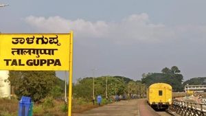 ತಾಳಗುಪ್ಪ-ಹೊನ್ನಾವರ ರೈಲು ಮಾರ್ಗ; ಒಪ್ಪಿಗೆ ಸಿಕ್ಕಿಲ್ಲ 
