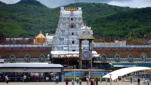ಸಿಎಂ ಜಗನ್‌ಗೆ ಹಿನ್ನಡೆ, ಟಿಟಿಡಿ ಸದಸ್ಯರ ನೇಮಕಾತಿಗೆ ಹೈಕೋರ್ಟ್ ತಡೆ 
