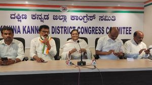 ಮಂಗಳೂರು: ಮೋದಿ ಸರ್ಕಾರಕ್ಕೆ ಅಮೇಜಾನ್ 8546 ಕೋಟಿ ಲಂಚ- ಡಾ.ಅಮೀ ಯಜ್ನಿಕ್ 