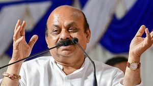 ಸಿ.ಆರ್. ಬಳ್ಳಾರಿ ಸ್ಪರ್ಧೆ ಬಗ್ಗೆ ಅಡ್ಡಗೋಡೆ ಮೇಲೆ ದೀಪವಿಟ್ಟ ಸಿಎಂ!