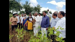 ಬೀದರ್‌; ಮಳೆ ಹಾನಿ, 50 ಸಾವಿರ ಪರಿಹಾರ ಘೋಷಣೆಗೆ ಒತ್ತಾಯ 